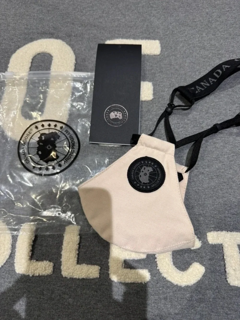Canada Goose face Mask / warmer